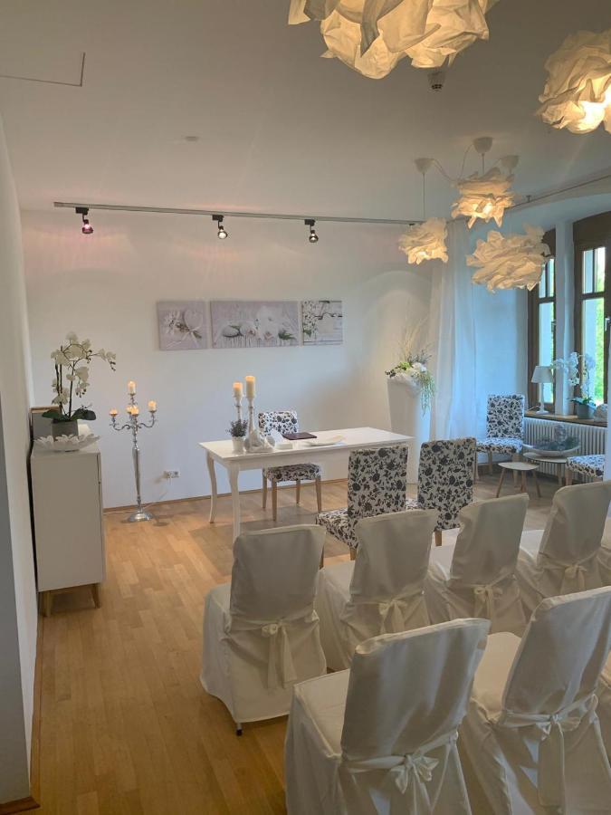 deckert`s Hotel an der Klosterpforte Lutherstadt Eisleben Buitenkant foto